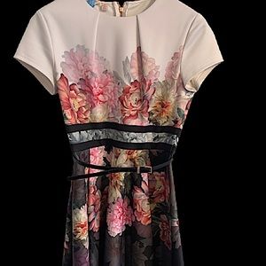 TED BAKER LONDON - Valerey Painted Posie Skater